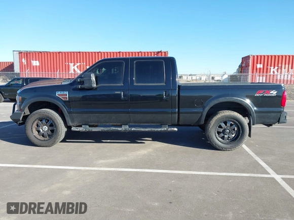 2010 Ford Super Duty F-250 SRW XL with VIN 1FTSW2BR2AEB07232, listed as a IAAI auction lot 41419000 with 124,081 mi miles. Bid and sale history available at carsss.com. Image 14.