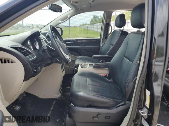 2016 Chrysler Town & Country Touring with VIN 2C4RC1BG2GR132692, listed as a Copart auction lot 64549404 with 73,355 mi miles and Salvage Title. Bid and sale history available at DreamBid. Image 7.