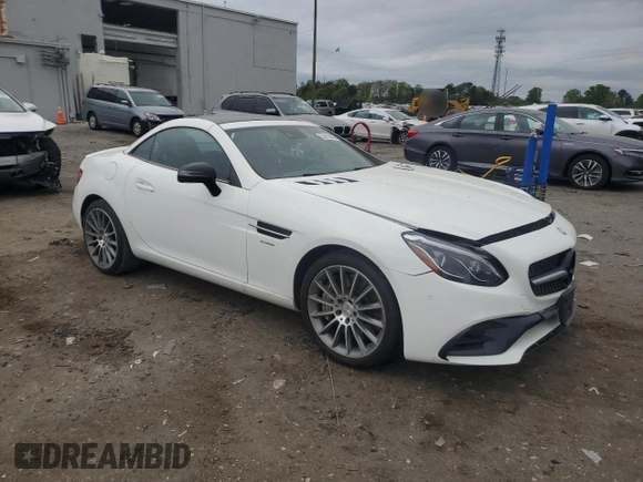 2017 Mercedes-Benz SLC 43 AMG z VIN WDDPK6GA1HF130801, wystawiony jako Copart lot #53810805 z przebiegiem 39 428 mil mil oraz Szkoda całkowita • Salvage title. Historia ofert i sprzedaży dostępna na DreamBid. Obrazek 4.
