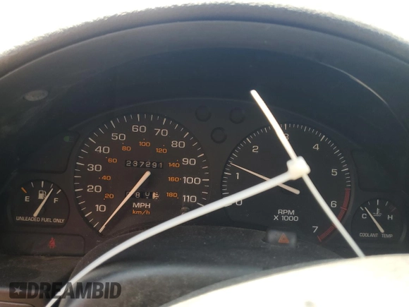 1998 Saturn SL с VIN 1G8ZH528XWZ140961, выставлен на аукционе Copart как лот 61259575 с пробегом 237 291 миль миль и Списание • Salvage title. История ставок и продаж доступна на DreamBid. Изображение 9.
