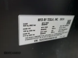 2024 Tesla Cybertruck Cyberbeast z VIN 7G2CEHEEXRA035106, wystawiony jako Copart lot #88135895 z przebiegiem 1362 mil mil oraz Szkody całkowita. Historia ofert i sprzedaży dostępna na DreamBid. Obrazek 12.