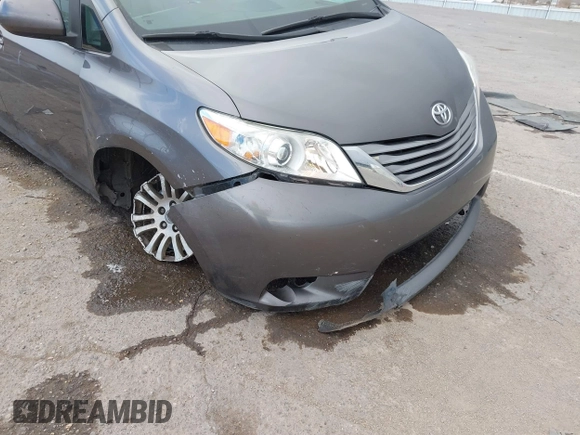 2017 Toyota Sienna XLE Auto Access Seat with VIN 5TDYZ3DC4HS835283, listed as a IAAI auction lot 41453798 with 78,510 mi miles and . Bid and sale history available at DreamBid. Image 6.