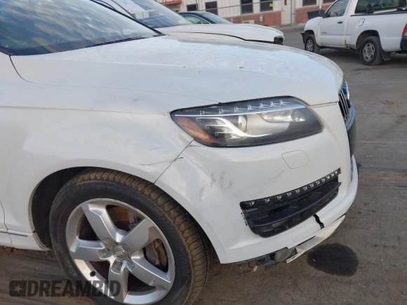 2015 Audi Q7 Premium Plus with VIN WA1LGAFE4FD007207, listed as a IAAI auction lot 41909751 with 59,836 mi miles and . Bid and sale history available at DreamBid. Image 17.