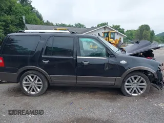 2016 Ford Expedition XLT с VIN 1FMJU1JT3GEF44525, выставлен на аукционе IAAI как лот 42695045 с пробегом 96 698 миль миль и . История ставок и продаж доступна на DreamBid. Изображение 14.