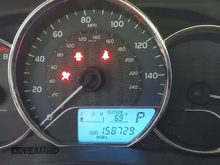 2016 Toyota Corolla L z VIN 2T1BURHEXGC530395, wystawiony jako IAAI lot #42245909 z przebiegiem 158 729 mil mil oraz . Historia ofert i sprzedaży dostępna na DreamBid. Obrazek 15.