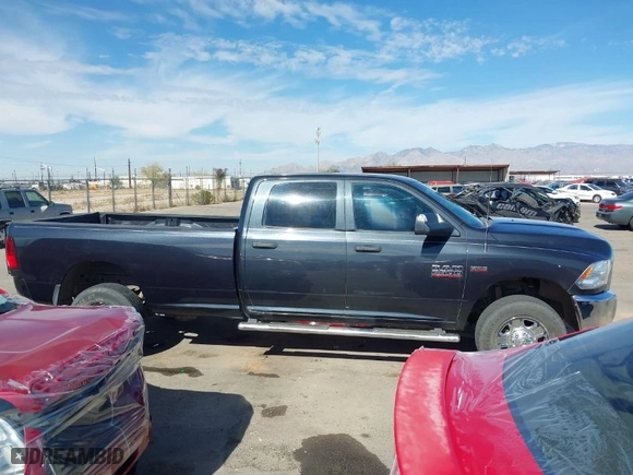 2018 Ram 2500 Tradesman with VIN 3C6UR5HJ9JG239875, listed as a IAAI auction lot 41513451 with 82,075 mi miles. Bid and sale history available at carsss.com. Image 14.