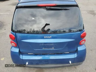 2008 Smart fortwo Pure with VIN WMEEJ31X08K173339, listed as a Copart auction lot 52351895 with 122,923 mi miles and Clean Title. Bid and sale history available at DreamBid. Image 10.