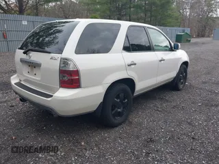 2006 Acura MDX with VIN 2HNYD18276H518463, listed as a IAAI auction lot 41958944 with 33,081 mi miles. Bid and sale history available at carsss.com. Image 4.