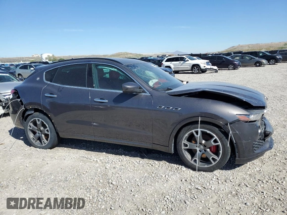 2017 Maserati Levante with VIN ZN661XUS3HX217488, listed as a Copart auction lot 54862585 with 66,801 mi miles and Clean Title. Bid and sale history available at carsss.com. Image 4.