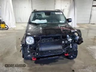 2023 Jeep Renegade Trailhawk with VIN ZACNJDC18PPP32439, listed as a Copart auction lot 43872655 with 21,440 mi miles and Salvage title. Bid and sale history available at DreamBid. Image 5.
