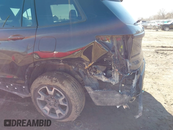2023 Honda Passport TrailSport with VIN 5FNYF8H67PB042153, listed as a IAAI auction lot 41757909 with 26,810 mi miles and . Bid and sale history available at DreamBid. Image 17.