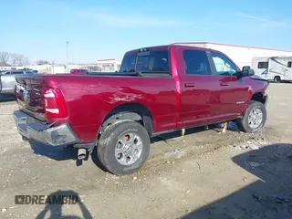 2022 Ram 2500 Big Horn with VIN 3C6UR5DL7NG162422, listed as a IAAI auction lot 41129751 with 51,465 mi miles. Bid and sale history available at carsss.com. Image 4.