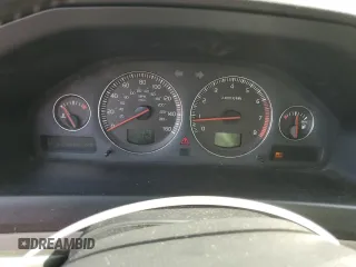 2004 Volvo S60 with VIN YV1RS59V342321760, listed as a Copart auction lot 54357014 with 135,376 mi miles and Salvage Title. Bid and sale history available at carsss.com. Image 9.