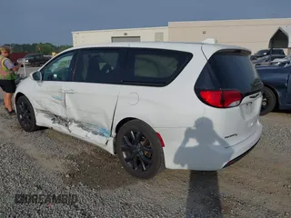 2018 Chrysler Pacifica Touring Plus with VIN 2C4RC1FG5JR235381, listed as a IAAI auction lot 42096588 with 91,998 mi miles and . Bid and sale history available at DreamBid. Image 3.