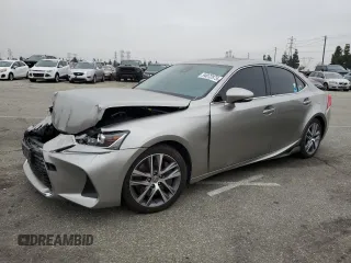2018 Lexus IS 300 z VIN JTHBA1D2XJ5081406, wystawiony jako Copart lot #54072875 z przebiegiem 50 154 mil mil oraz Szkoda całkowita • Salvage title. Historia ofert i sprzedaży dostępna na DreamBid. Obrazek 1.