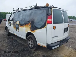 2005 Chevrolet Express Cargo z VIN 1GCGG25V951236769, wystawiony jako IAAI lot #42357911 z przebiegiem Nie podano mil oraz . Historia ofert i sprzedaży dostępna na DreamBid. Obrazek 3.