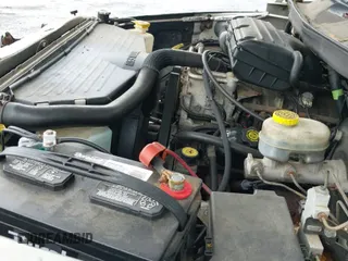 2000 Dodge 1500 z VIN 3B7HF13Y0YG108022, wystawiony jako IAAI lot #42515184 z przebiegiem 106 492 mil mil oraz . Historia ofert i sprzedaży dostępna na DreamBid. Obrazek 12.