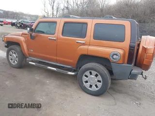 2007 Hummer H3 SUV with VIN 5GTDN13E878168876, listed as a IAAI auction lot 41496535 with 215,437 mi miles and . Bid and sale history available at DreamBid. Image 3.