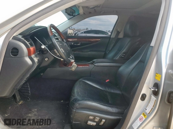 2010 Lexus LS 460 with VIN JTHBL5EF7A5092639, listed as a Copart auction lot 58069975 with 186,078 mi miles and Salvage title. Bid and sale history available at DreamBid. Image 7.