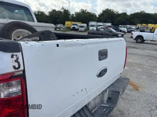 2011 Ford F-250 XL z VIN 1FT7W2B64BEC17079, wystawiony jako IAAI lot #42890662 z przebiegiem 106 522 mil mil oraz . Historia ofert i sprzedaży dostępna na DreamBid. Obrazek 30.