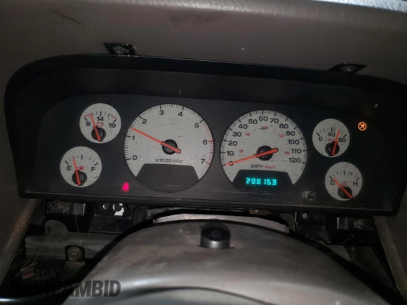 2001 Jeep Grand Cherokee Limited with VIN 1J4GW58N01C664996, listed as a Copart auction lot 58339825 with 288,153 mi miles and Salvage title. Bid and sale history available at DreamBid. Image 9.