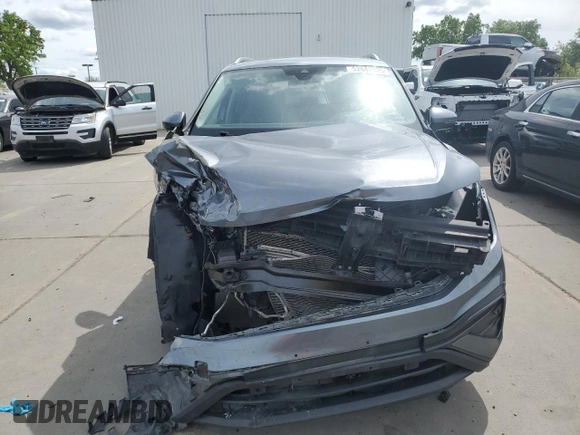 2023 Volkswagen Tiguan SE z VIN 3VV3B7AXXPM107898, wystawiony jako Copart lot #52042935 z przebiegiem 48 454 mil mil oraz Szkoda całkowita • Salvage title. Historia ofert i sprzedaży dostępna na DreamBid. Obrazek 5.