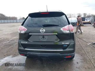 2014 Nissan Rogue S with VIN 5N1AT2MV1EC770125, listed as a IAAI auction lot 41152682 with 153,147 mi miles. Bid and sale history available at carsss.com. Image 16.