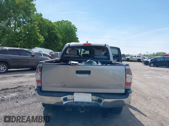 2015 Toyota Tacoma PreRunner with VIN 3TMJU4GN9FM179890, listed as a IAAI auction lot 42225923 with 160,000 mi miles and . Bid and sale history available at DreamBid. Image 16.