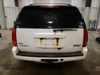 2009 GMC Yukon SLT w/4SB with VIN 1GKFK33099R252828, listed as a Copart auction lot 43205945 with 301,544 mi miles and Salvage Title. Bid and sale history available at carsss.com. Image 6.