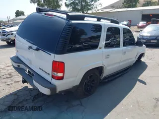 2004 Chevrolet Tahoe Z71 z VIN 1GNEK13Z04R258348, wystawiony jako IAAI lot #42371719 z przebiegiem 125 457 mil mil oraz . Historia ofert i sprzedaży dostępna na DreamBid. Obrazek 4.