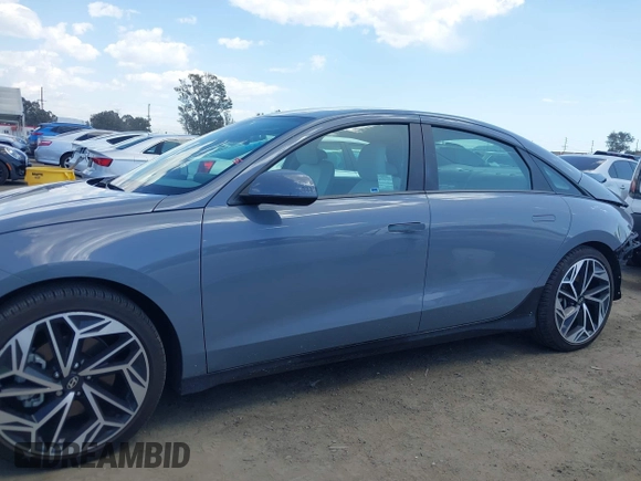 2023 Hyundai Ioniq 6 SEL z VIN KMHM34AA5PA033700, wystawiony jako IAAI lot #41954862 z przebiegiem 16 304 mil mil oraz . Historia ofert i sprzedaży dostępna na DreamBid. Obrazek 15.