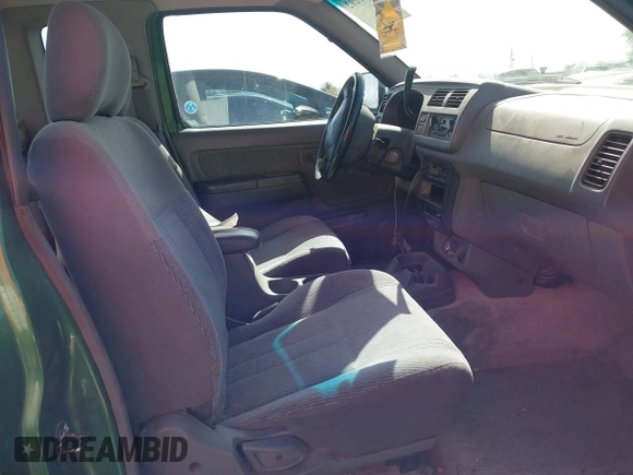 1998 Nissan Frontier XE z VIN 1N6DD26S3WC318614, wystawiony jako IAAI lot #41965202 z przebiegiem 107 786 mil mil oraz . Historia ofert i sprzedaży dostępna na DreamBid. Obrazek 5.
