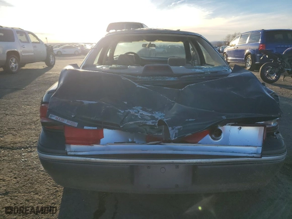 1993 Chrysler Concorde with VIN 2C3EL56T9PH636017, listed as a Copart auction lot 80644804 with 124,677 mi miles and Salvage Title. Bid and sale history available at carsss.com. Image 6.
