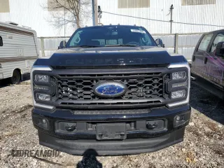 2024 Ford Super Duty F-250 SRW XL with VIN 1FT8W2BN0RED75067, listed as a Copart auction lot 44022895 with 15,870 mi miles and Salvage Title. Bid and sale history available at carsss.com. Image 5.