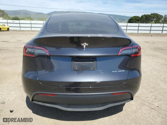 2024 Tesla Model Y Long Range with VIN 7SAYGDEE6RF160816, listed as a Copart auction lot 53106635 with 0 mi miles and Salvage Title. Bid and sale history available at carsss.com. Image 6.