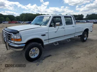 1997 Ford F-350 с VIN 1FTJW36F5VEA76761, выставлен на аукционе Copart как лот 56678865 с пробегом 156 329 миль миль и Чистый • Clean title. История ставок и продаж доступна на DreamBid. Изображение 1.