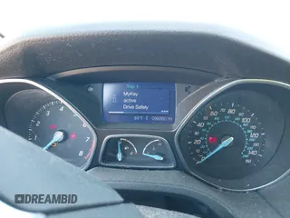 2012 Ford Focus SE with VIN 1FAHP3F25CL474527, listed as a IAAI auction lot 41772846 with 98,880 mi miles. Bid and sale history available at carsss.com. Image 7.