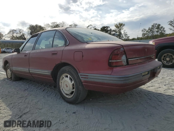 1994 Oldsmobile 88 z VIN 1G3HN52LXR4821055, wystawiony jako Copart lot #72764374 z przebiegiem 189 600 mil mil oraz Czysty tytuł • Clean title. Historia ofert i sprzedaży dostępna na DreamBid. Obrazek 2.