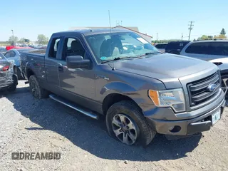 2013 Ford F-150 XL z VIN 1FTFX1EF4DFA13572, wystawiony jako IAAI lot #42122906 z przebiegiem 183 071 mil mil oraz . Historia ofert i sprzedaży dostępna na DreamBid. Obrazek 1.