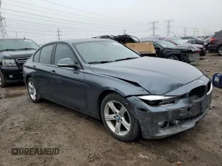 2014 BMW 3 Series 320i xDrive with VIN WBA3C3C5XEP661558, listed as a Copart auction lot 43089585 with 80,662 mi miles and Salvage Title. Bid and sale history available at carsss.com. Image 4.