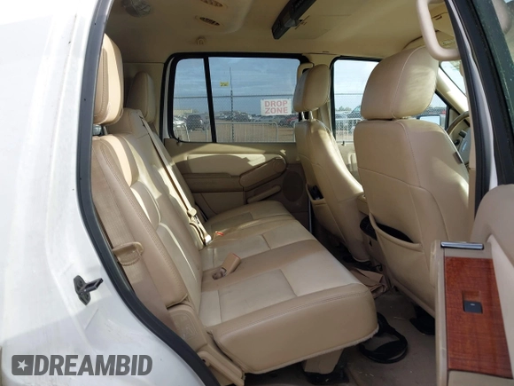 2007 Ford Explorer Eddie Bauer z VIN 1FMEU64E77UB17558, wystawiony jako IAAI lot #41915748 z przebiegiem Nie podano mil oraz . Historia ofert i sprzedaży dostępna na DreamBid. Obrazek 8.