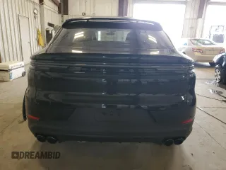 2024 Porsche Cayenne z VIN WP1BA2AY3RDA56525, wystawiony jako Copart lot #61639585 z przebiegiem 3 204 mil mil oraz Szkoda całkowita • Salvage title. Historia ofert i sprzedaży dostępna na DreamBid. Obrazek 6.