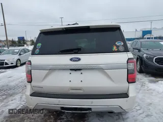 2019 Ford Expedition Platinum with VIN 1FMJU1MT8KEA24308, listed as a IAAI auction lot 41510256 with 143,011 mi miles. Bid and sale history available at carsss.com. Image 16.