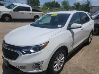 2020 Chevrolet Equinox LT z VIN 2GNAXJEV0L6158433, wystawiony jako IAAI lot #42556113 z przebiegiem 82 277 mil mil oraz . Historia ofert i sprzedaży dostępna na DreamBid. Obrazek 7.