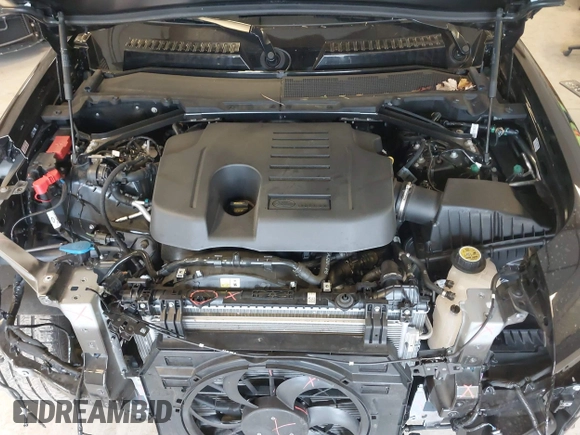 2024 Land Rover Defender X-Dynamic SE with VIN SALE2FEU1R2300221, listed as a IAAI auction lot 41579863 with 13,981 mi miles and . Bid and sale history available at DreamBid. Image 10.