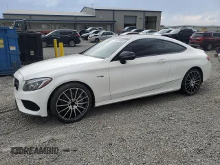 2018 Mercedes-Benz C 43 AMG z VIN WDDWJ6EB6JF650850, wystawiony jako Copart lot #52498635 z przebiegiem 122 994 mil mil oraz Szkoda całkowita • Salvage title. Historia ofert i sprzedaży dostępna na DreamBid. Obrazek 1.