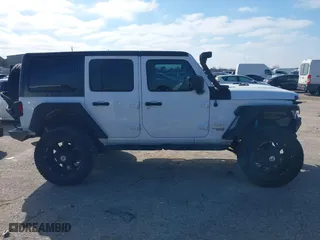 2018 Jeep Wrangler Unlimited Sport S with VIN 1C4HJXDG0JW205803, listed as a IAAI auction lot 41615097 with 1 mi miles. Bid and sale history available at carsss.com. Image 13.