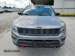 2020 Jeep Compass Trailhawk z VIN 3C4NJDDB6LT202919, wystawiony jako Copart lot #66373195 z przebiegiem 122 039 mil mil oraz Czysty tytuł • Clean title. Historia ofert i sprzedaży dostępna na DreamBid. Obrazek 5.