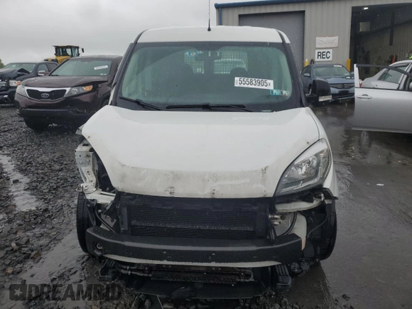 2016 Ram ProMaster City Cargo Tradesman with VIN ZFBERFAT7G6B11181, listed as a Copart auction lot 55583905 with 276,858 mi miles and Salvage Title. Bid and sale history available at DreamBid. Image 5.