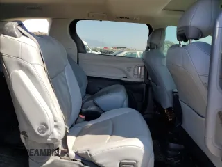2023 Toyota Sienna Limited z VIN 5TDZSKFC7PS090348, wystawiony jako Copart lot #50559485 z przebiegiem Nie podano mil oraz Szkoda całkowita • Salvage title. Historia ofert i sprzedaży dostępna na DreamBid. Obrazek 11.